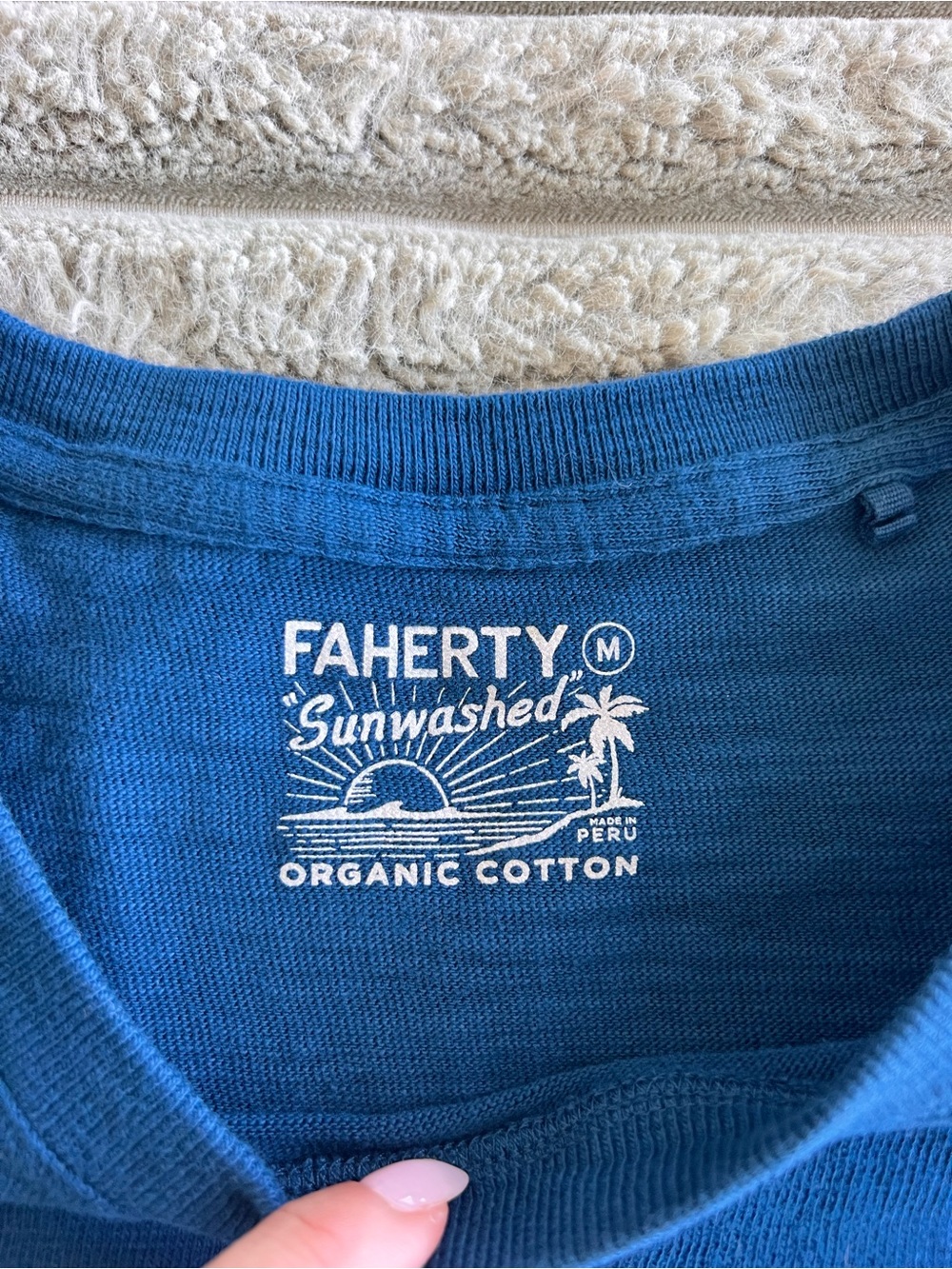 Faherty Women's Sunwashed Slub Muscle Tank Blue Size M - Picture 6 of 8